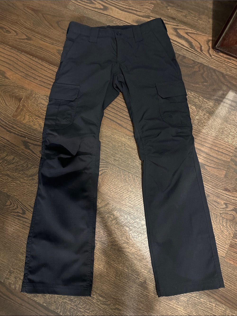Under Armour grey womans Cargo Pants with Flap Pockets